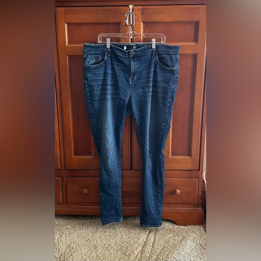 Kut from the Kloth Mia Highrise Skinny 20W